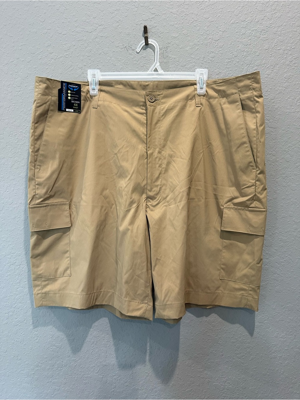 Roundtree & Yorke Men's Performance Cargo Shorts Dark Khaki Sz 44 NWT